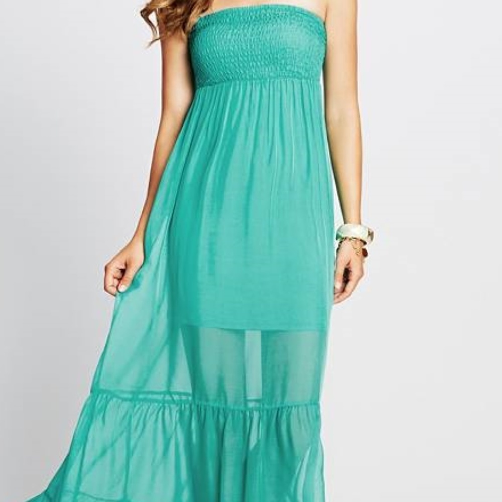 NEW GUESS Smocked Silk Maxi Dress SZ S - Picture 3 of 3